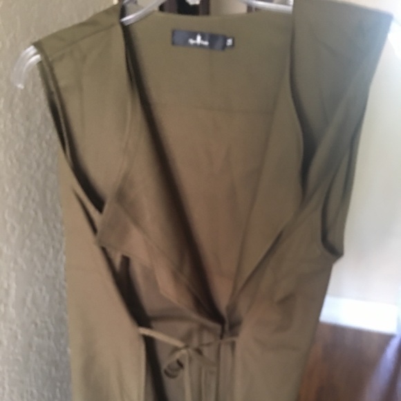 Best - Picture 2 of 2